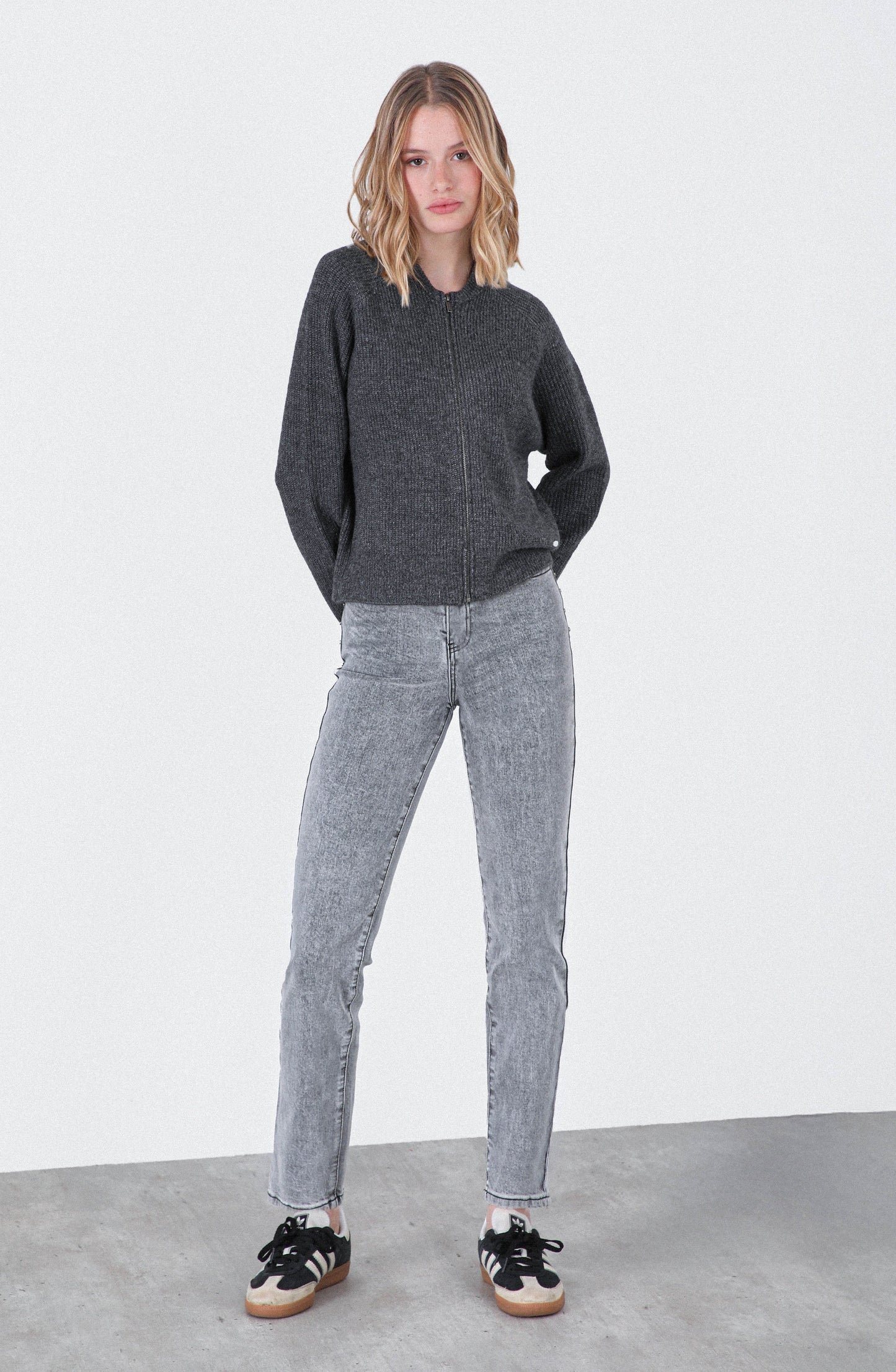 Pantalón Mom Andorra Grey