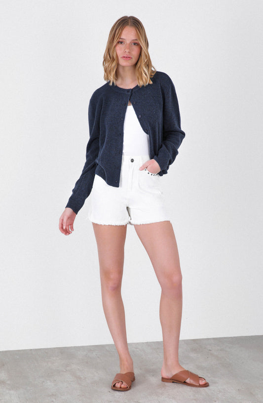 Short Moon White