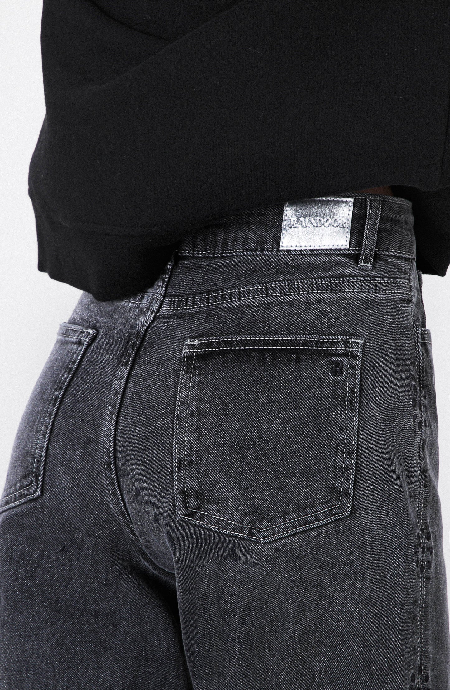 Pantalón Flor Bordada Grey