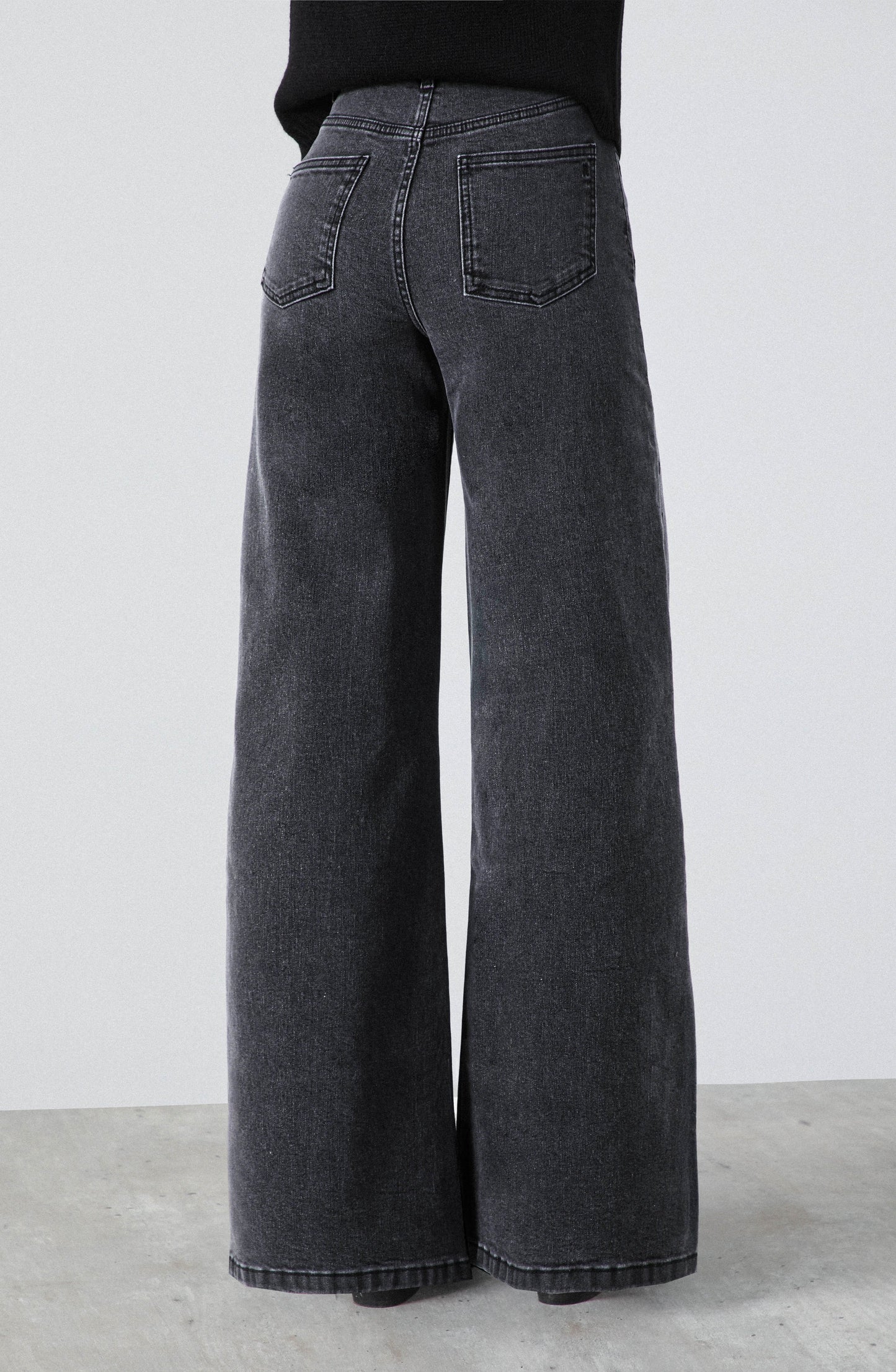 Pantalón Estrellas Bordadas Gray