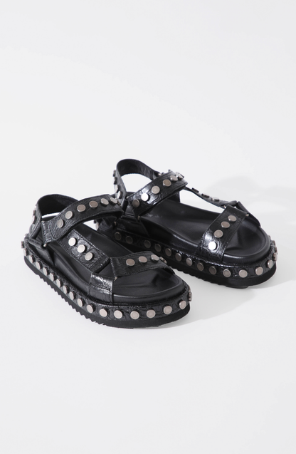 Sandalia Leather Tachas Black